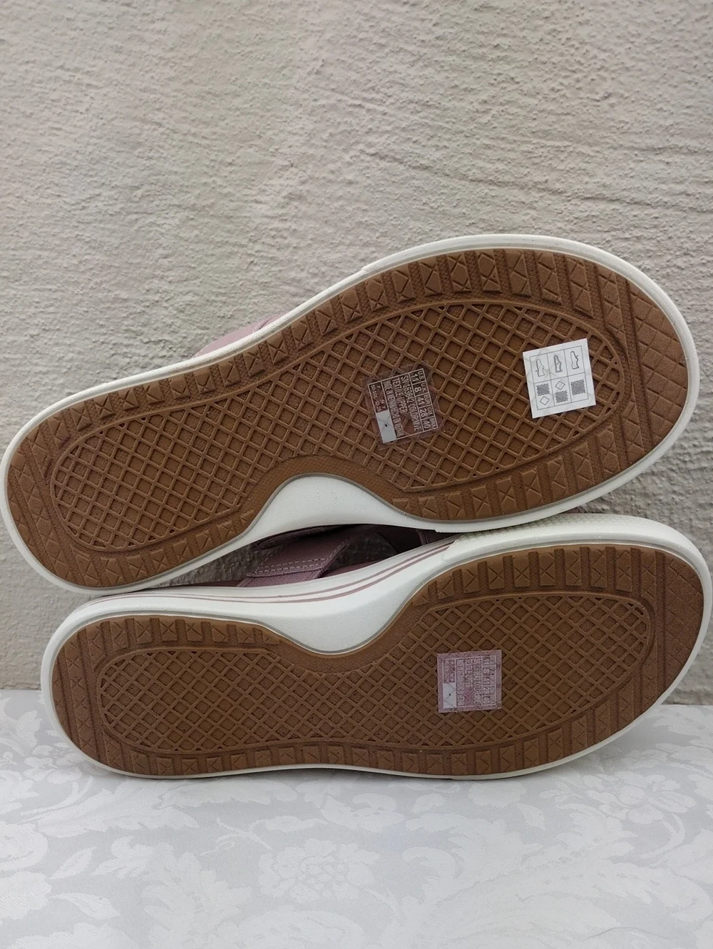 Skechers Arch Fit Daylily Mauve Canvas Crossband Open Toe Mid Sole Arcade Sandal